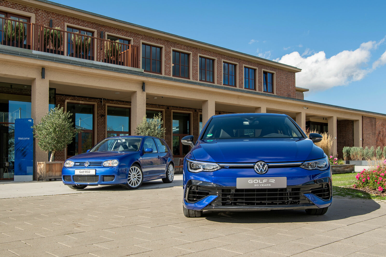 Volkswagen Golf R „20 Years“ and Golf R32