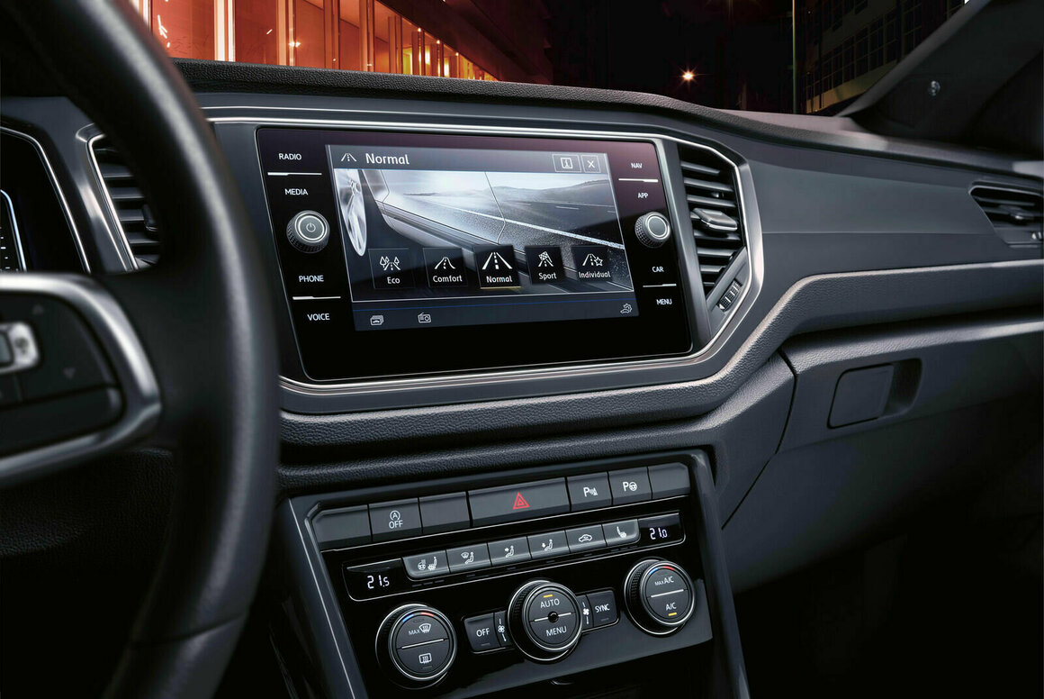 Adaptive chassis control DCC incl. driving profile selection