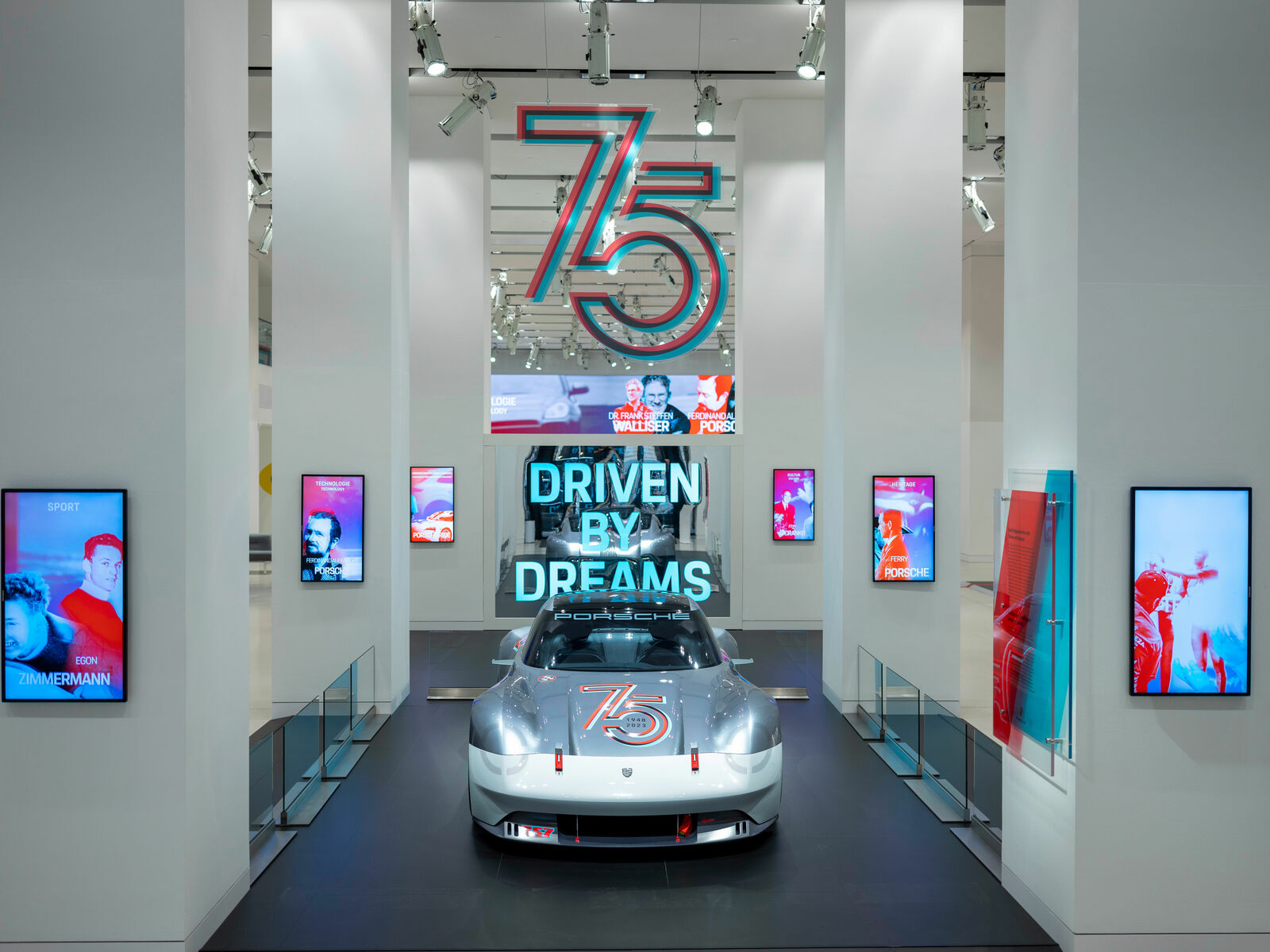 „Driven by Dreams. 75 Jahre Porsche Sportwagen“– neue Ausstellung im DRIVE. Volkswagen Group  Forum