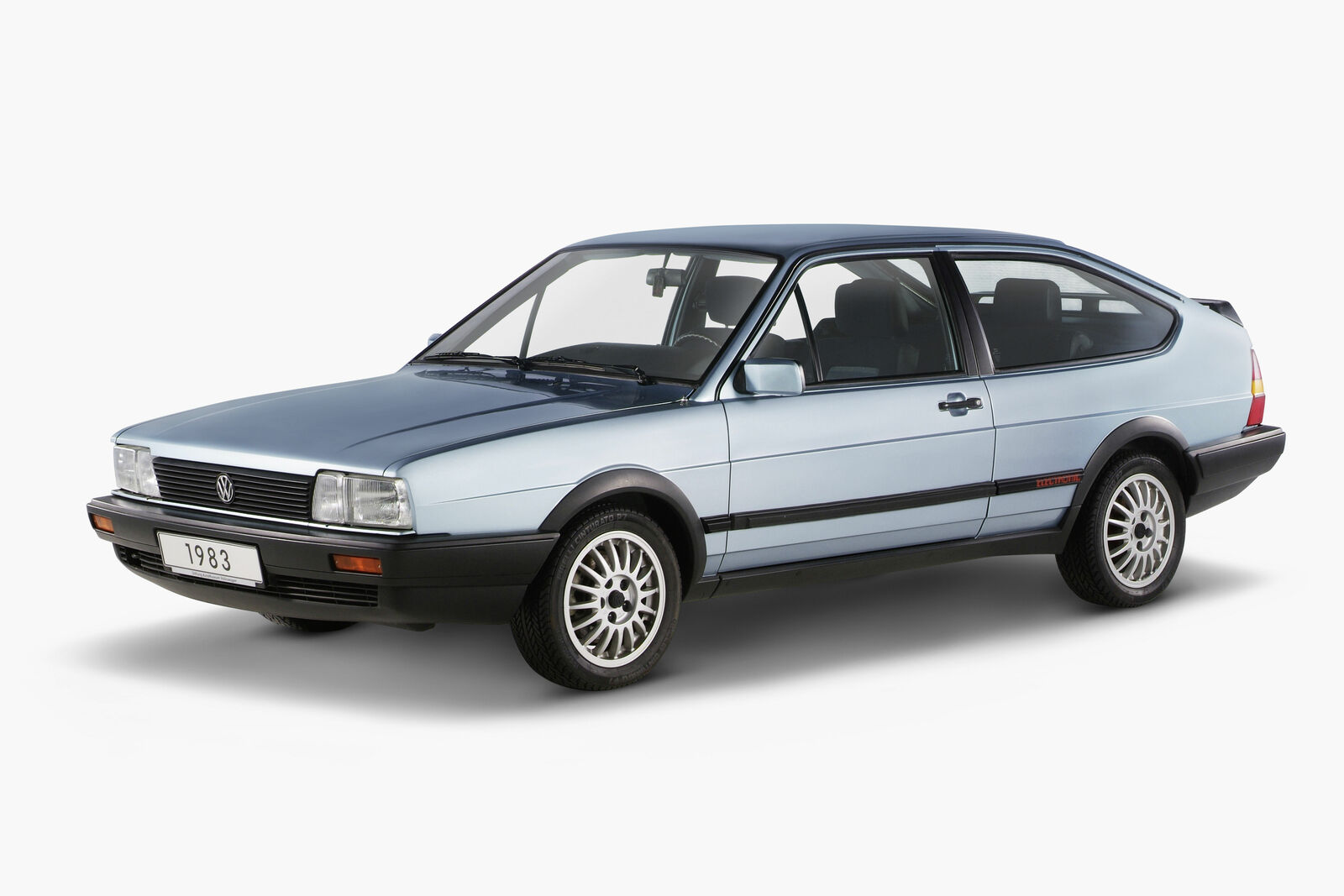 Techno Classica 2023: Volkswagen celebrates 50 years of the Passat