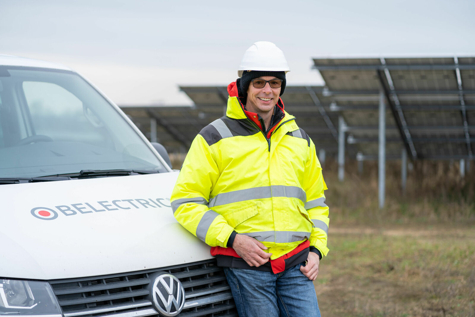 Huge solar park in Mecklenburg: Soon the sun will supply electric cars with clean energy here