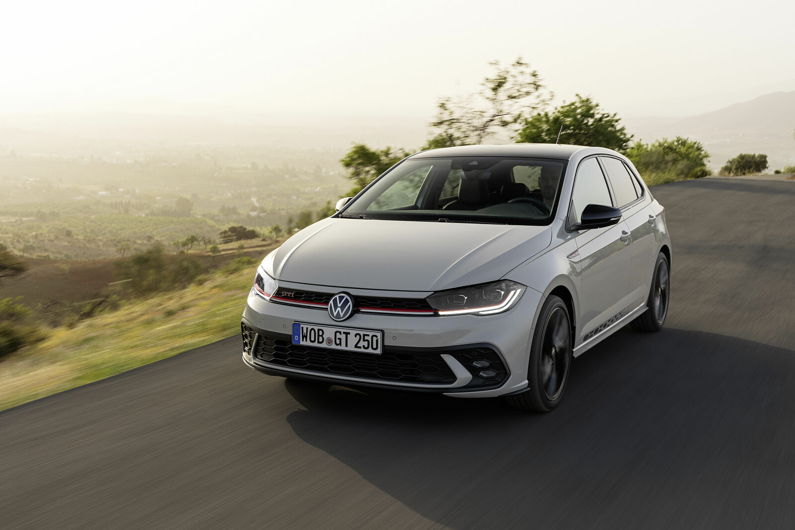 Eine Ikone feiert Geburtstag: Volkswagen präsentiert limitiertes  Sondermodell Polo GTI Edition 25