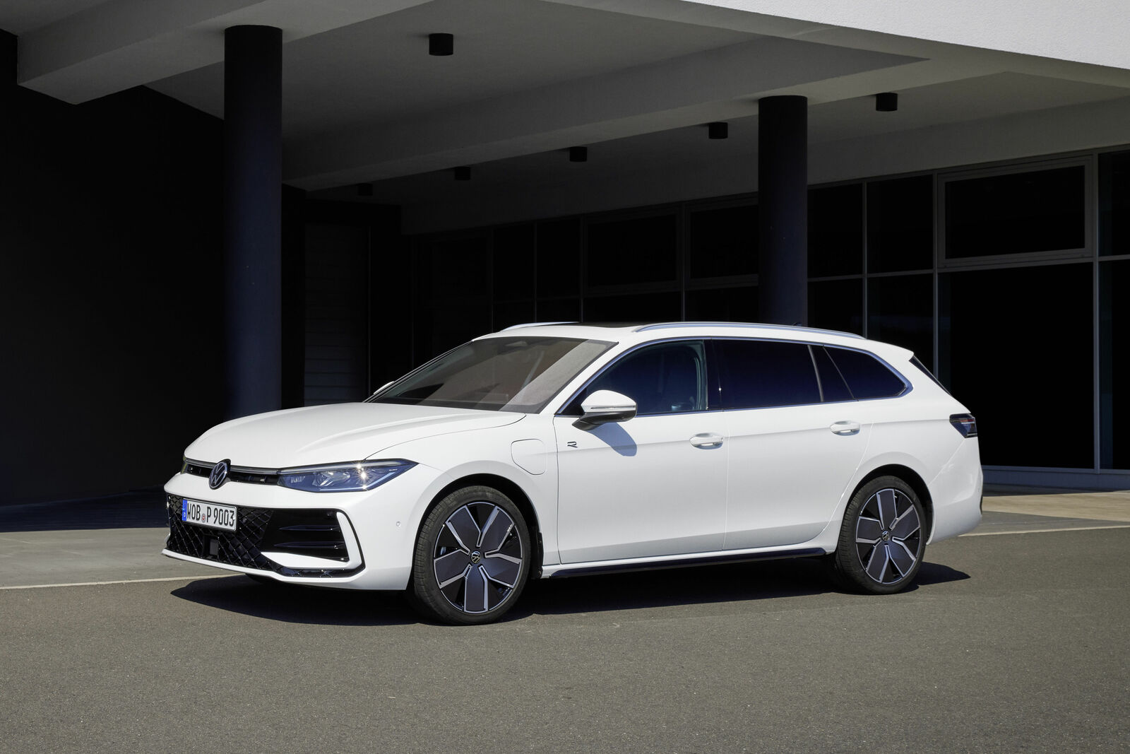 The Volkswagen business class: world premiere of the all-new