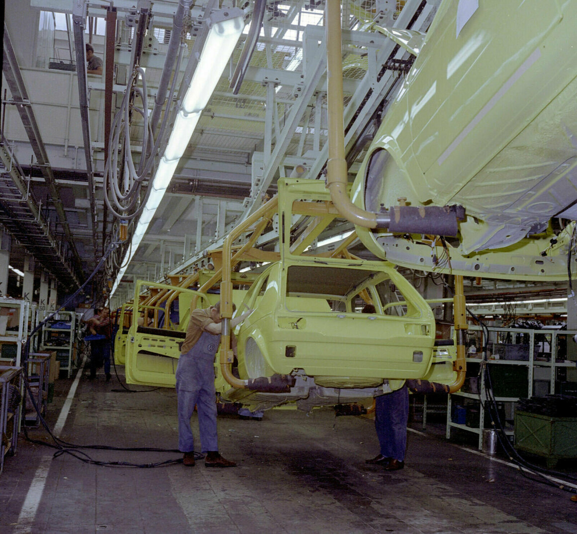 Volkswagen started production of the first Golf on 29 March 1974 ...