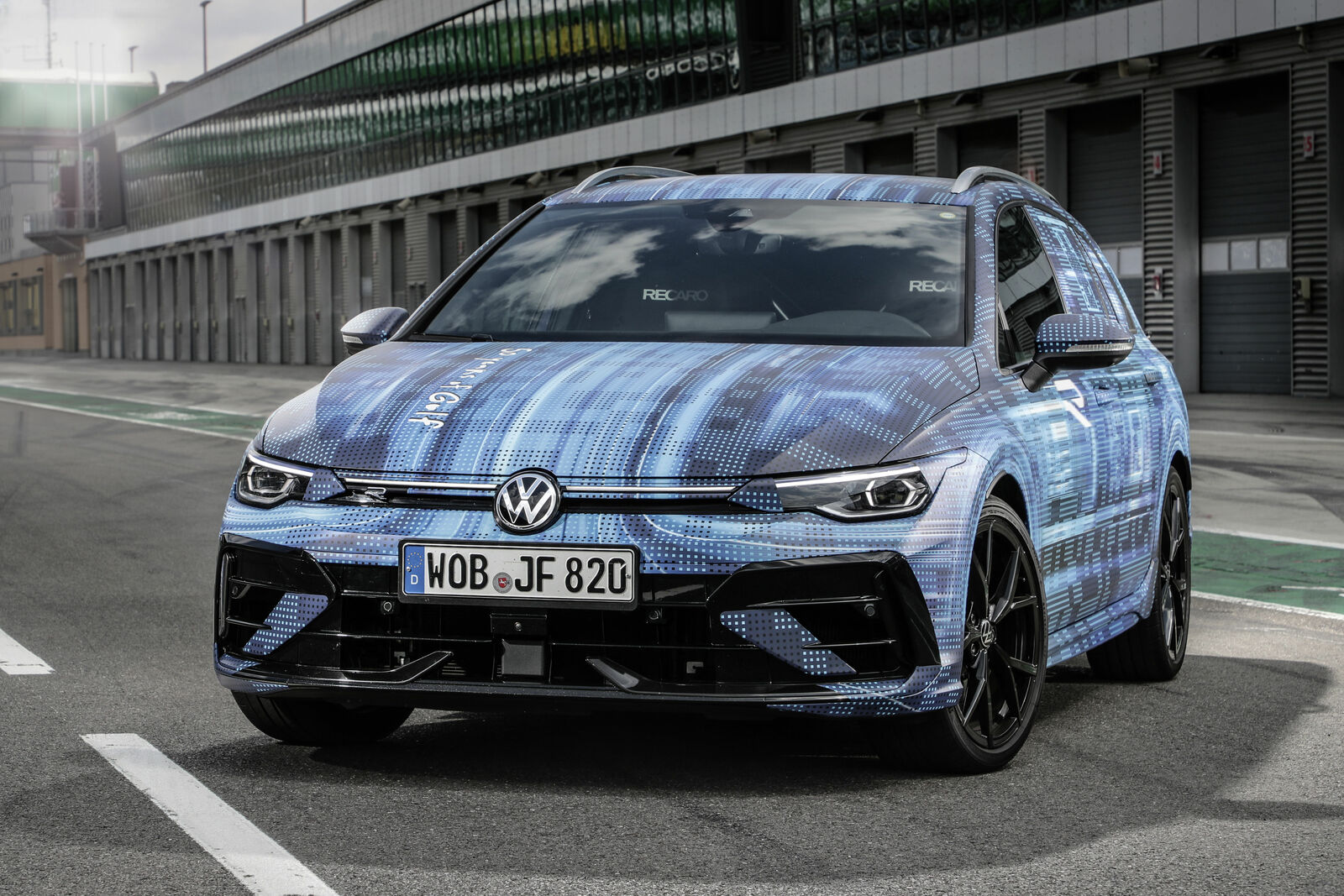 Volkswagen Golf R Variant