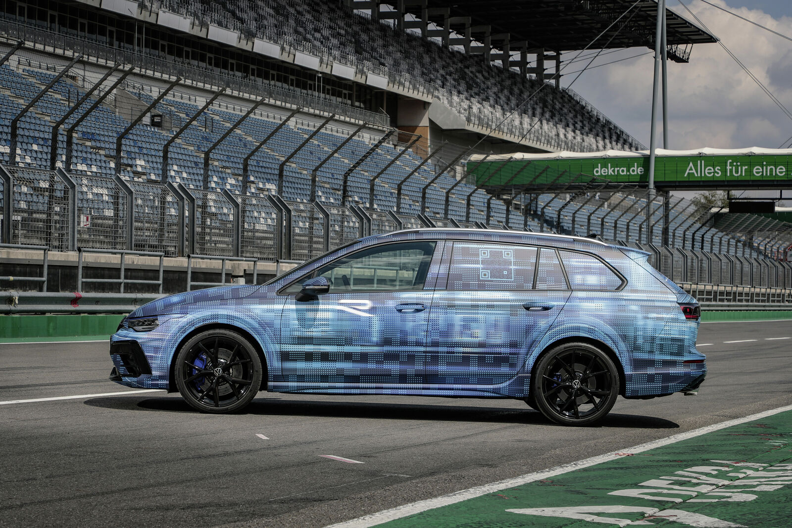 Volkswagen Golf R Variant