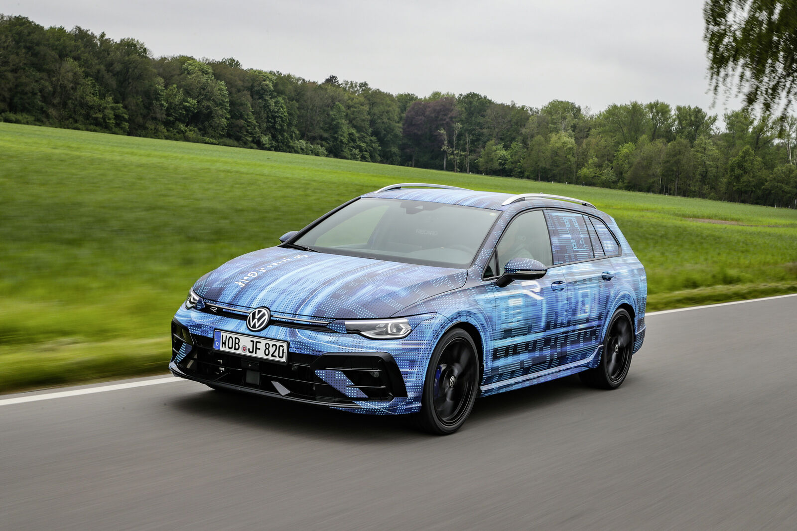 Volkswagen Golf R Variant