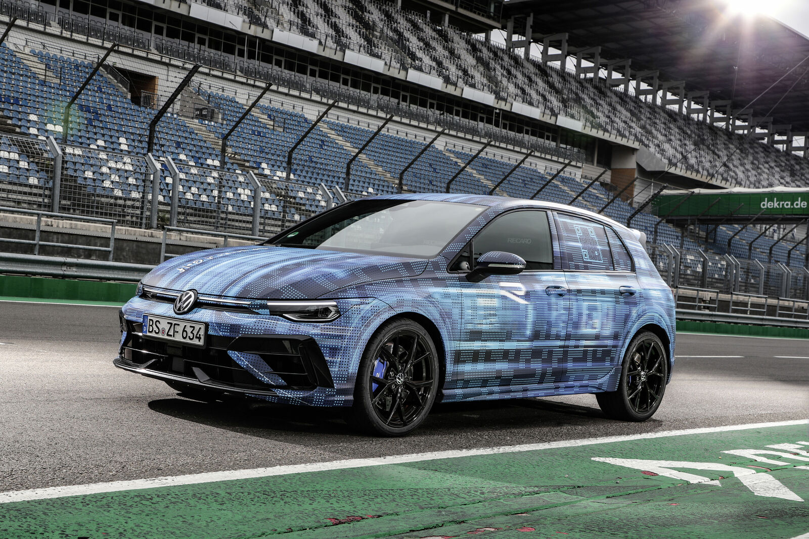 Volkswagen Golf R