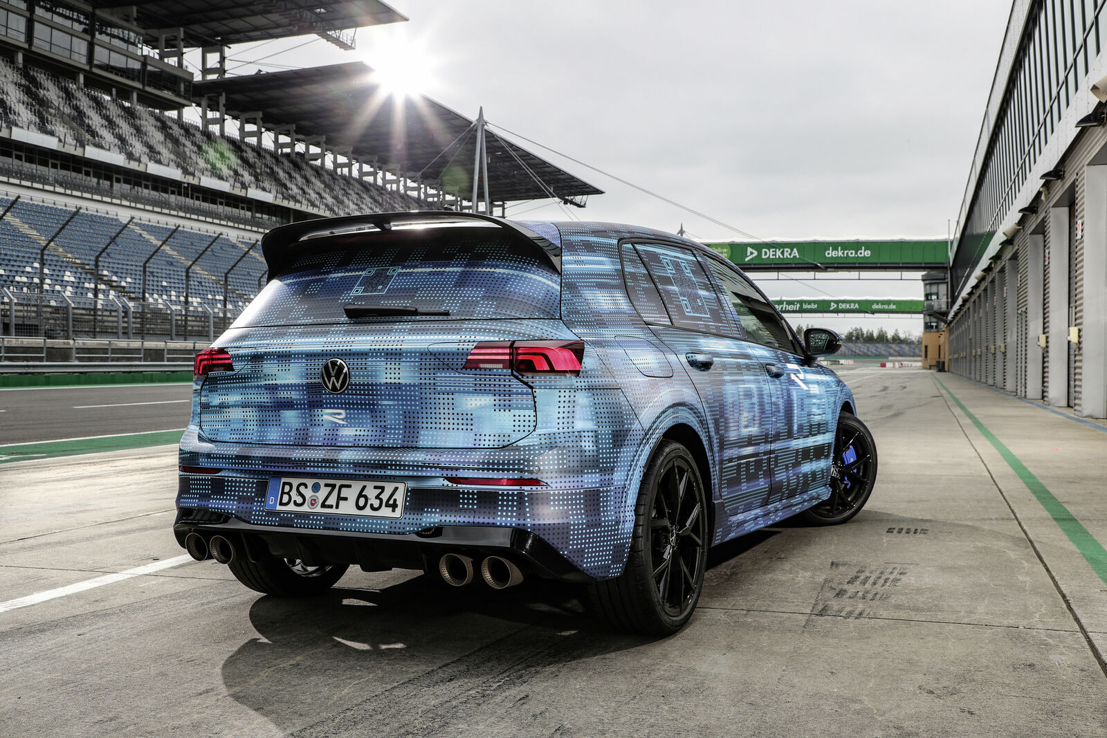 The new Volkswagen Golf R