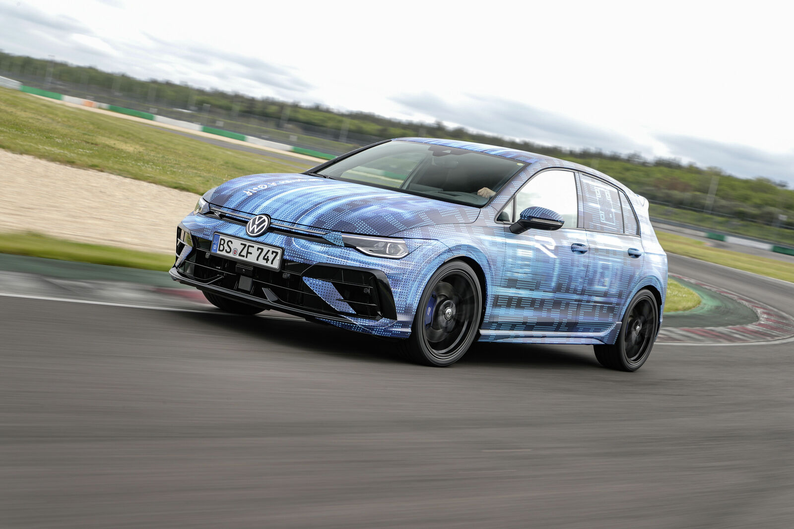 Volkswagen Golf R