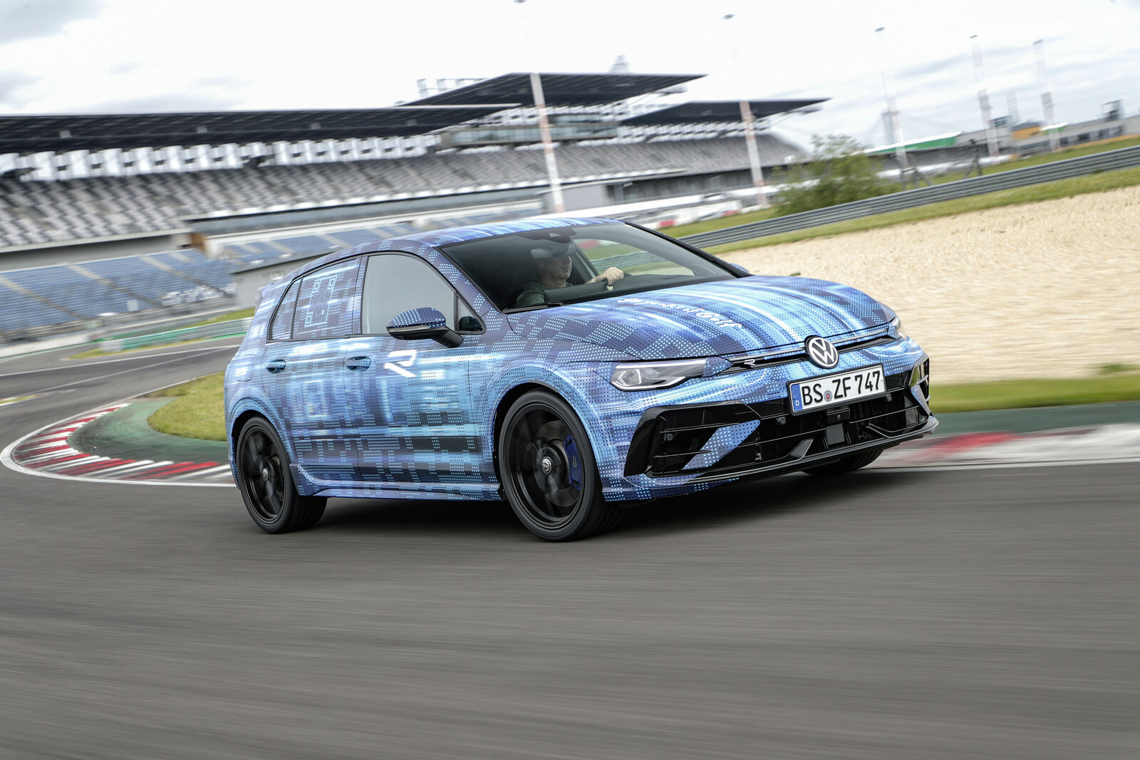Volkswagen Golf R