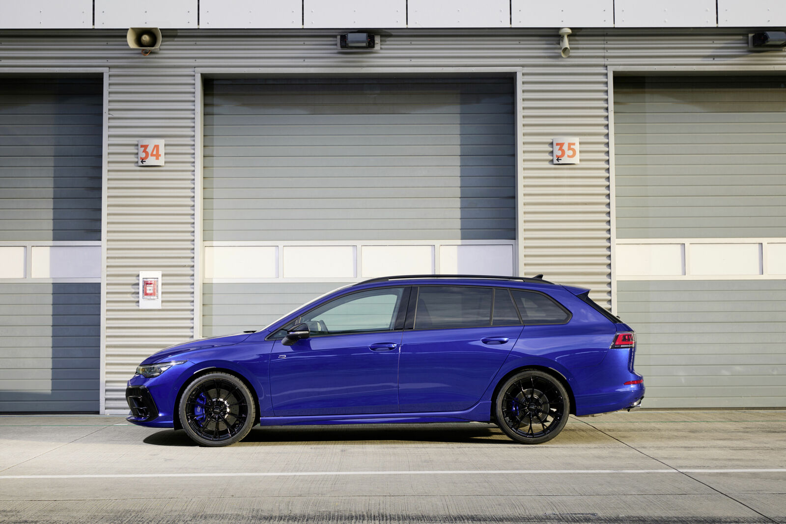 Volkswagen Golf R Variant