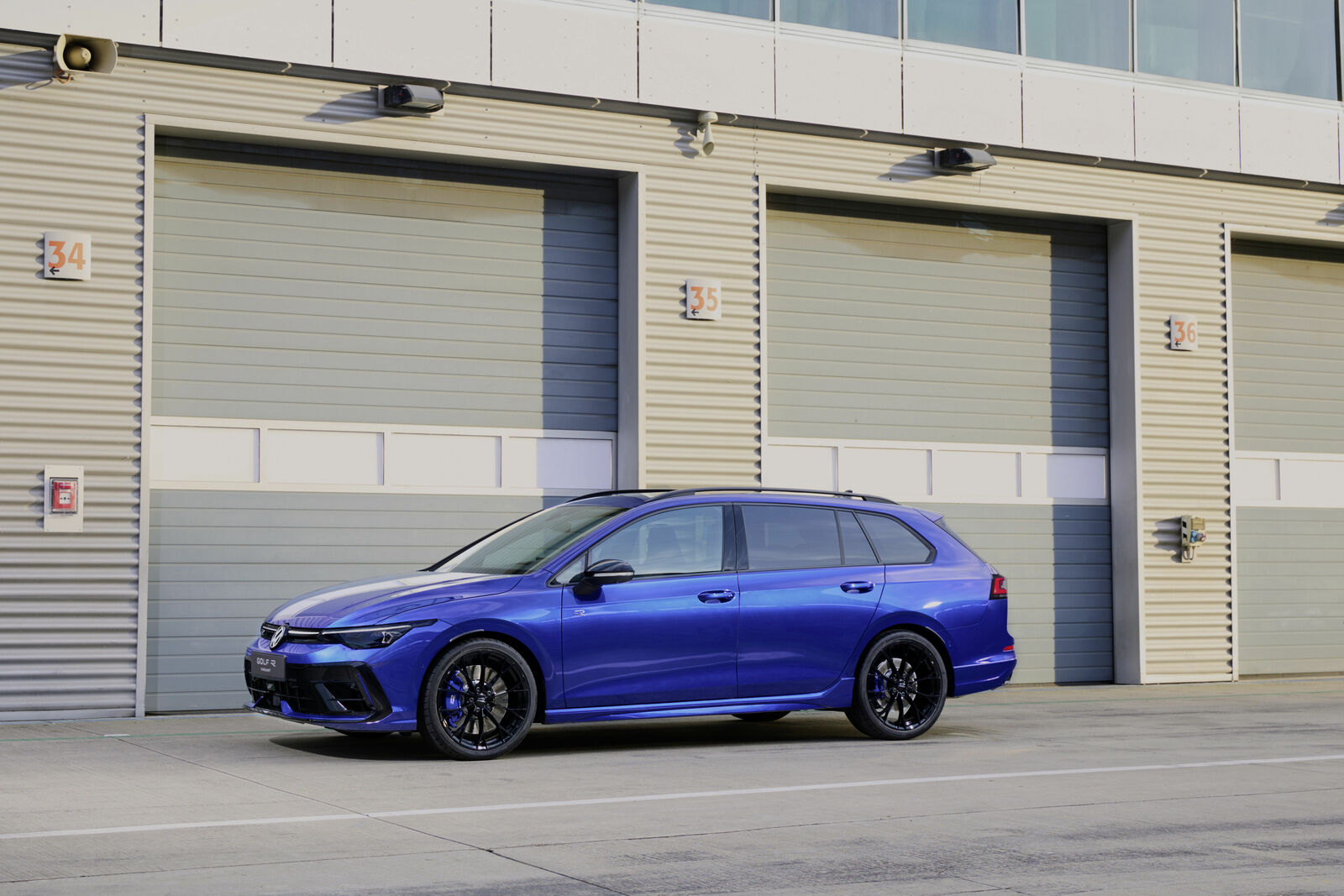 Volkswagen Golf R Variant