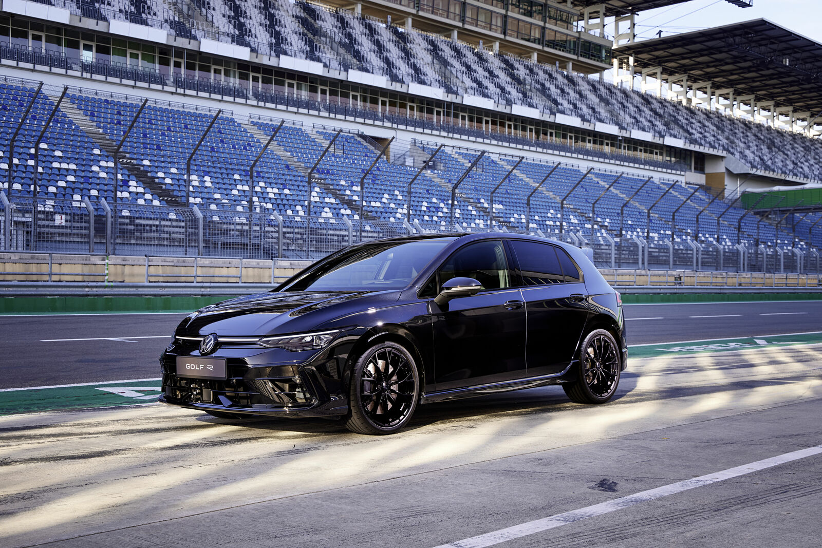 Volkswagen Golf R Black Edition
