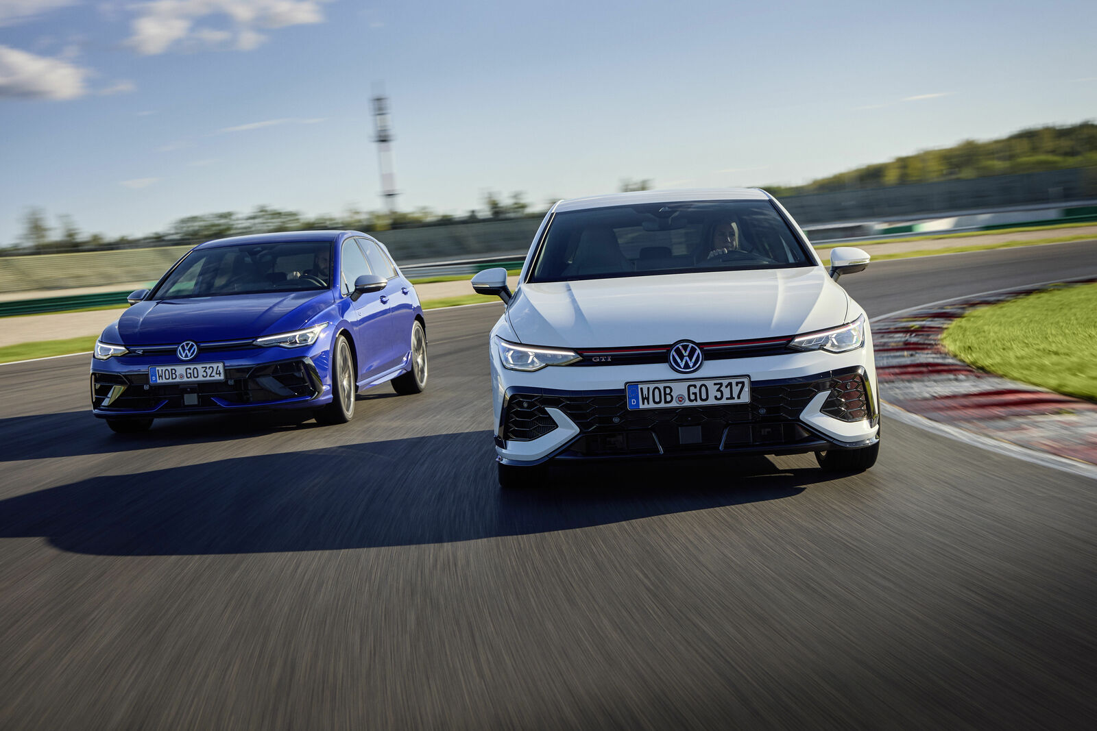 Volkswagen Golf R and Golf GTI Clubsport