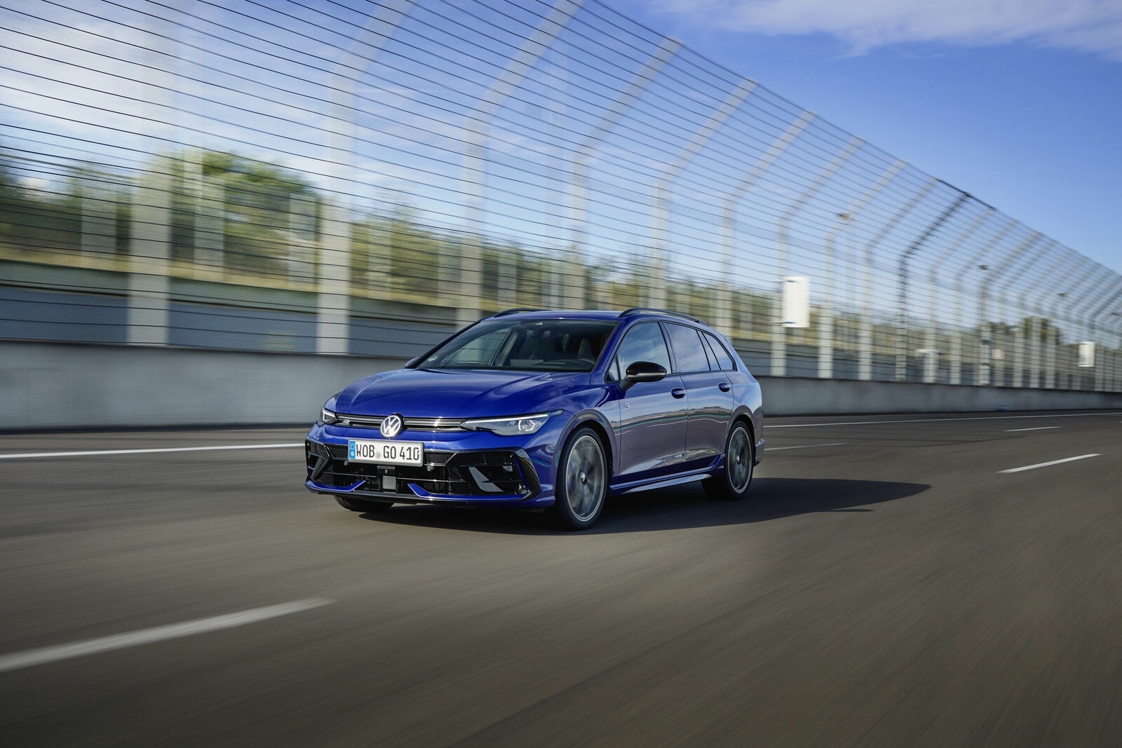 Volkswagen Golf R Variant