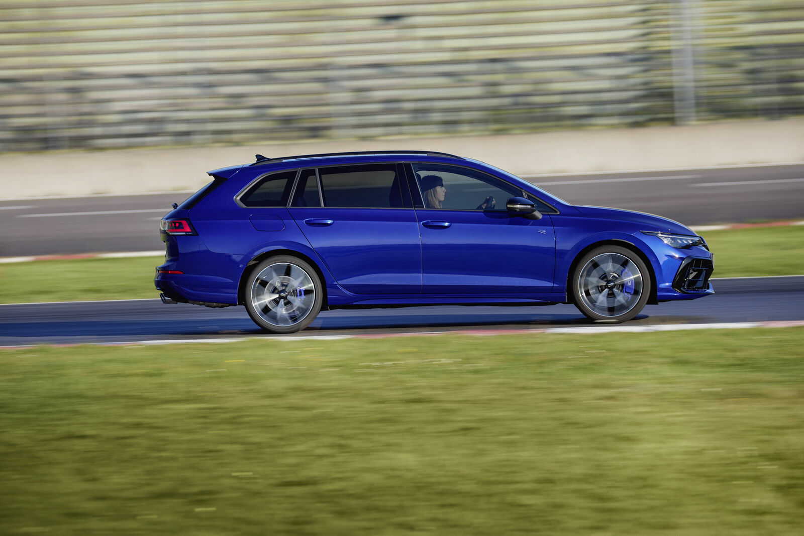 Volkswagen Golf R Variant