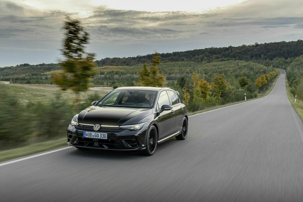 Volkswagen Golf R Black Edition | Volkswagen Newsroom