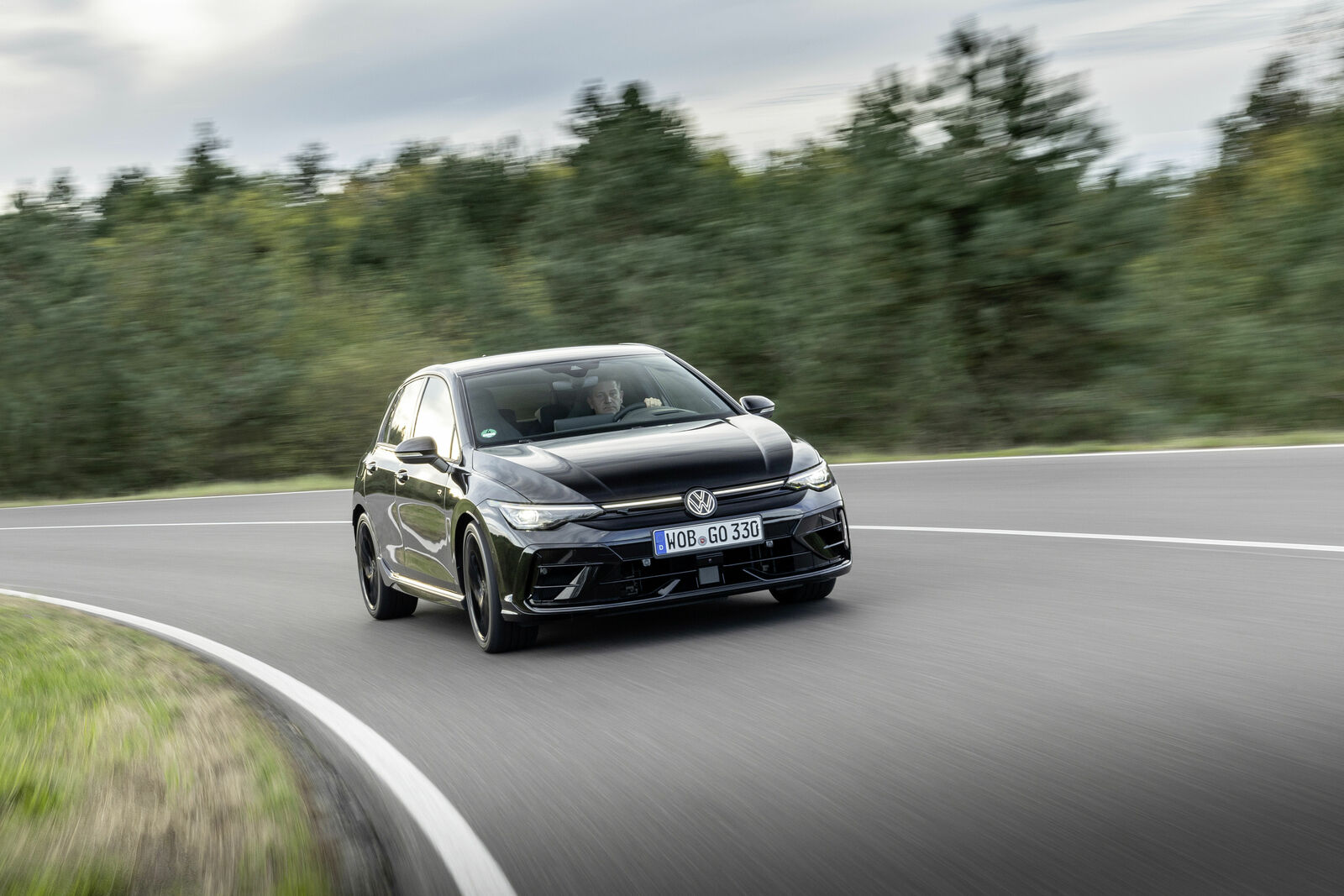 Volkswagen Golf R Black Edition