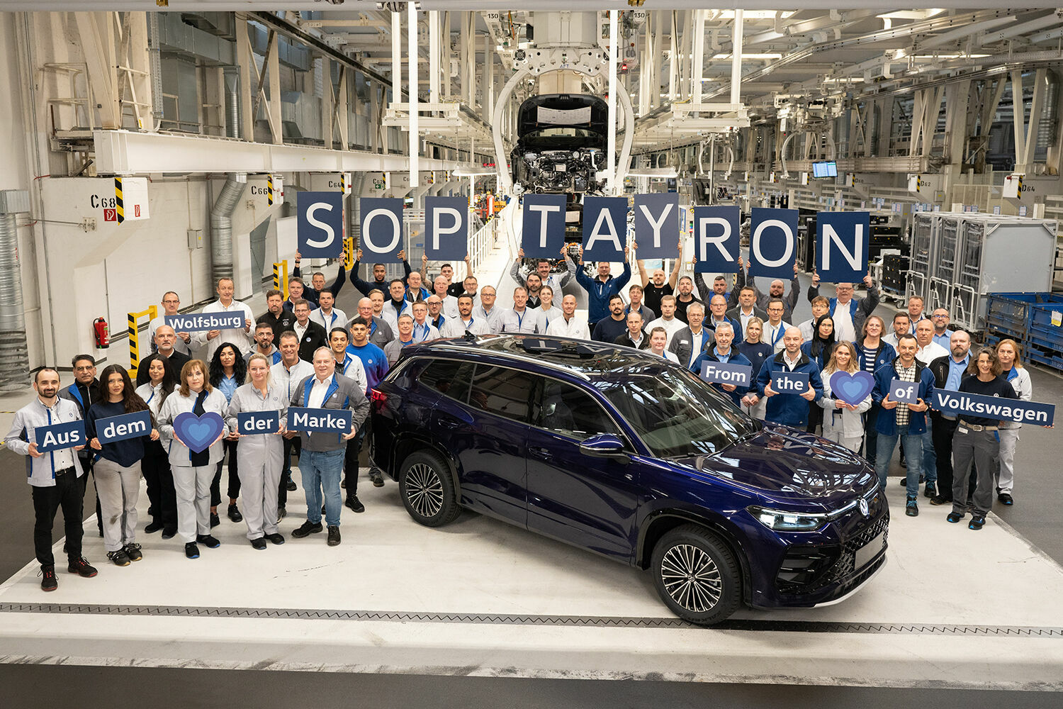 New SUV from Wolfsburg: the Volkswagen Tayron is now rolling off the production line at Volkswagen’s main plant