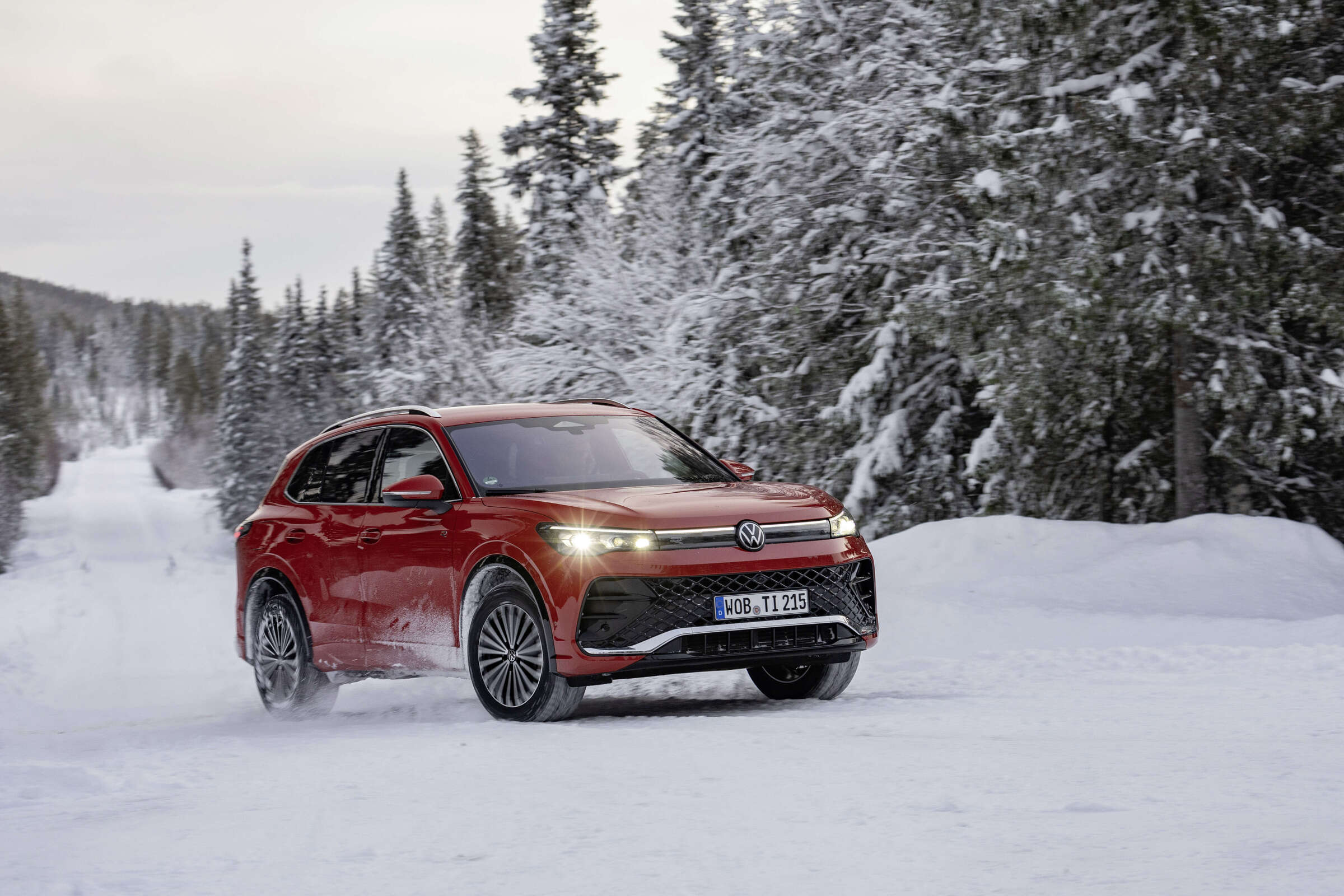 Sonn Der Neue Vw Tiguan R Line Ein Kraftpaket Auf Radern