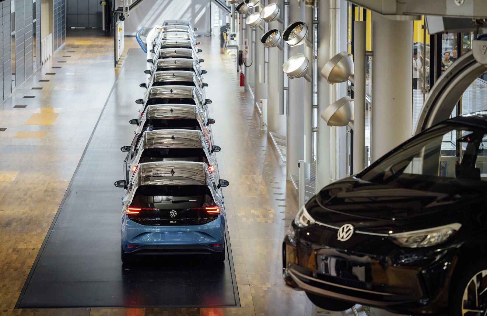 Production of the ID.3 in the Transparent Factory Dresden