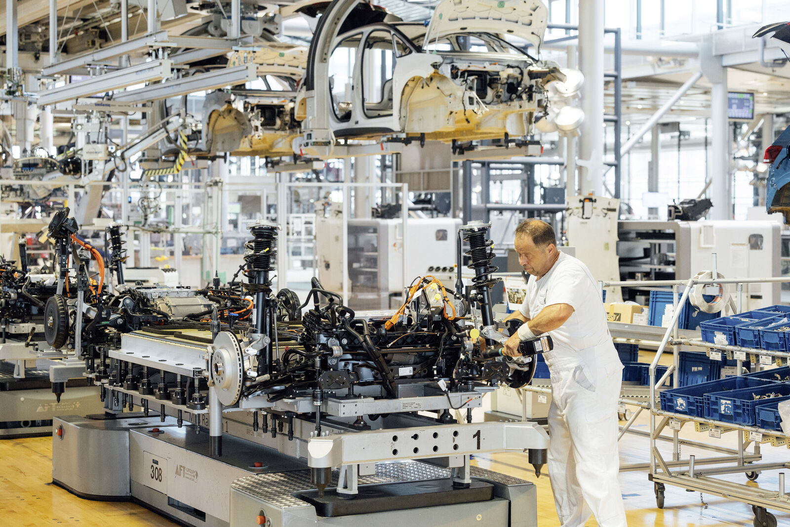 Production of the ID.3 in the Transparent Factory Dresden