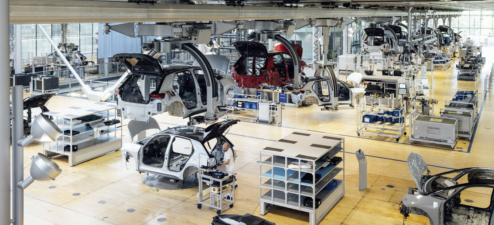 Production of the ID.3 in the Transparent Factory Dresden