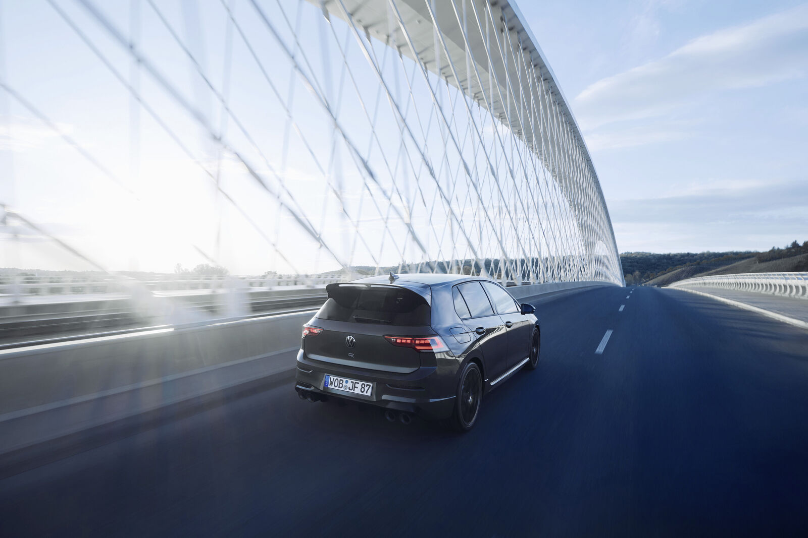 Volkswagen Golf R now in Dolphin Grey Metallic