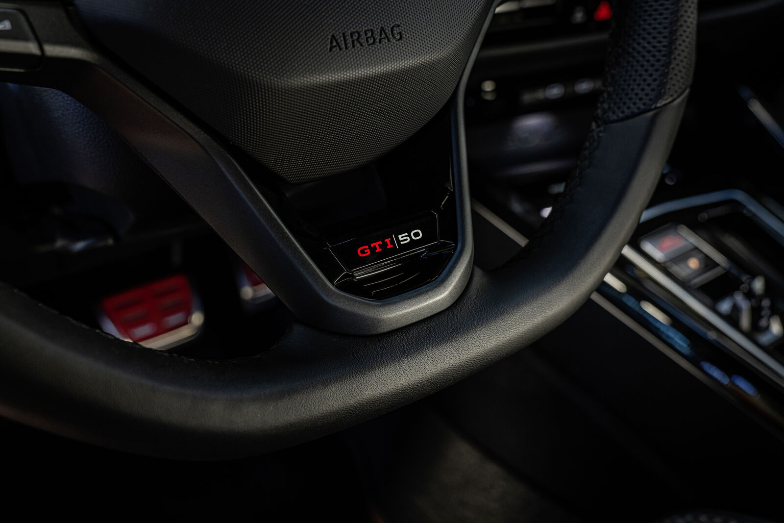 Volkswagen Golf GTI EDITION 50