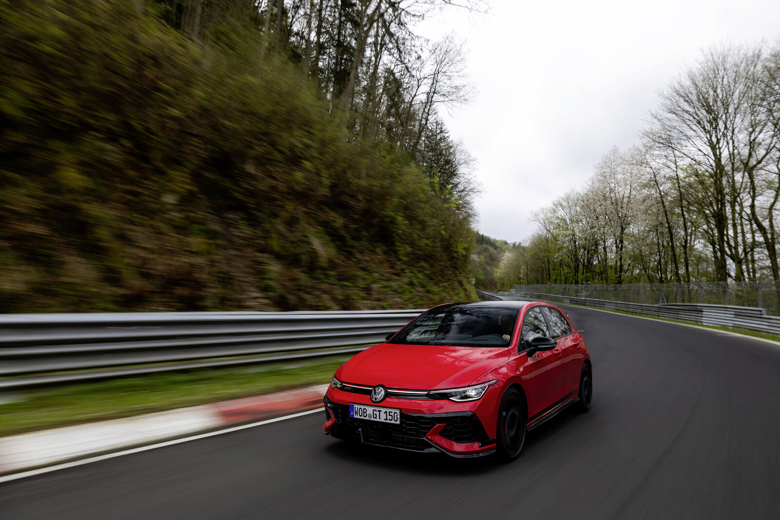 Volkswagen Golf GTI EDITION 50