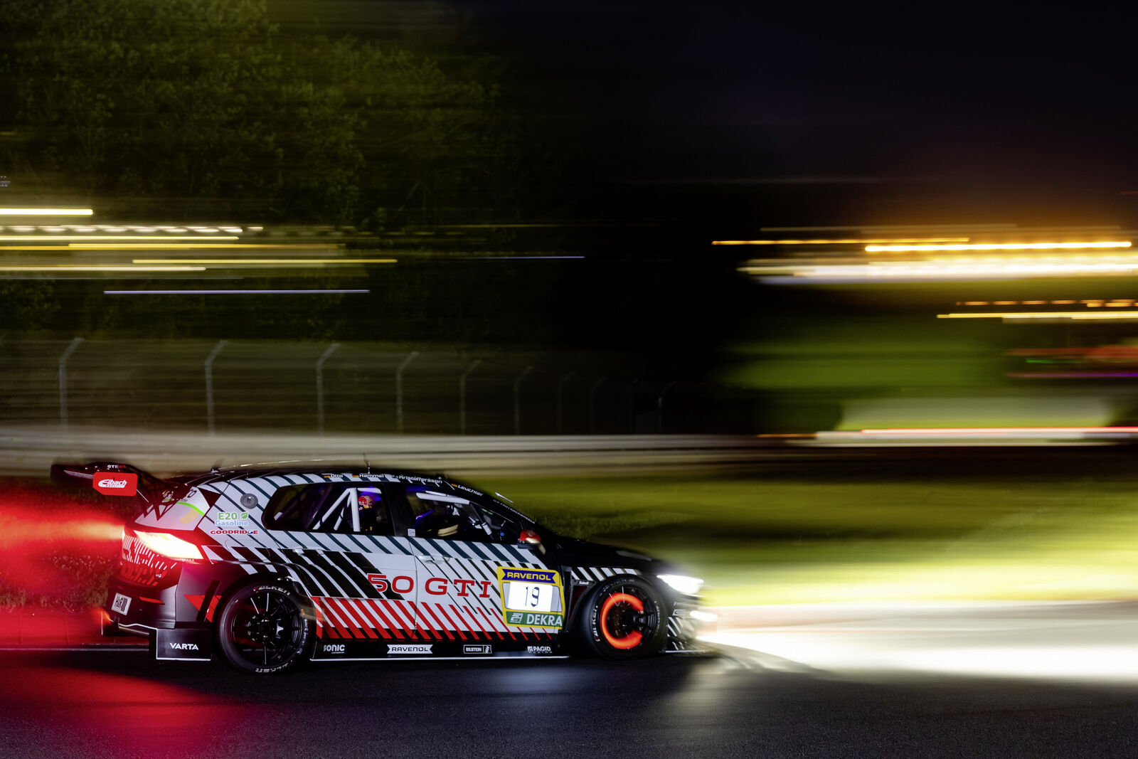 The Golf GTI Clubsport 24h at legendary 24-hour race at the Nürburgring.