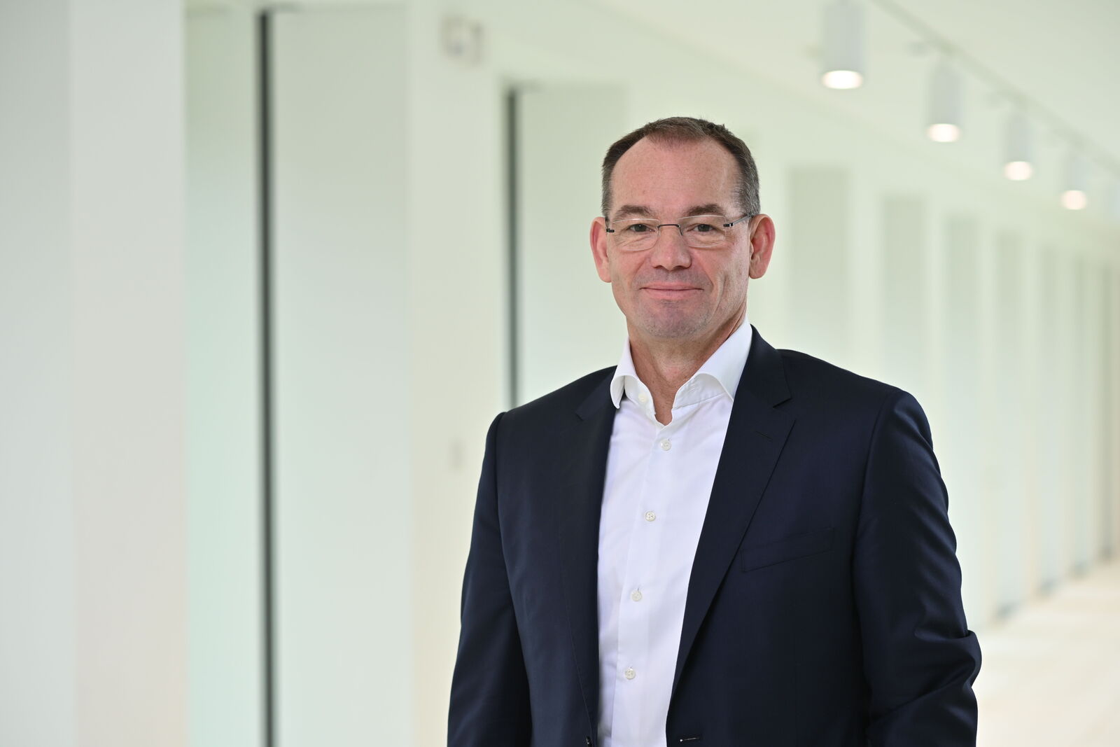 Dr. Christian Vollmer