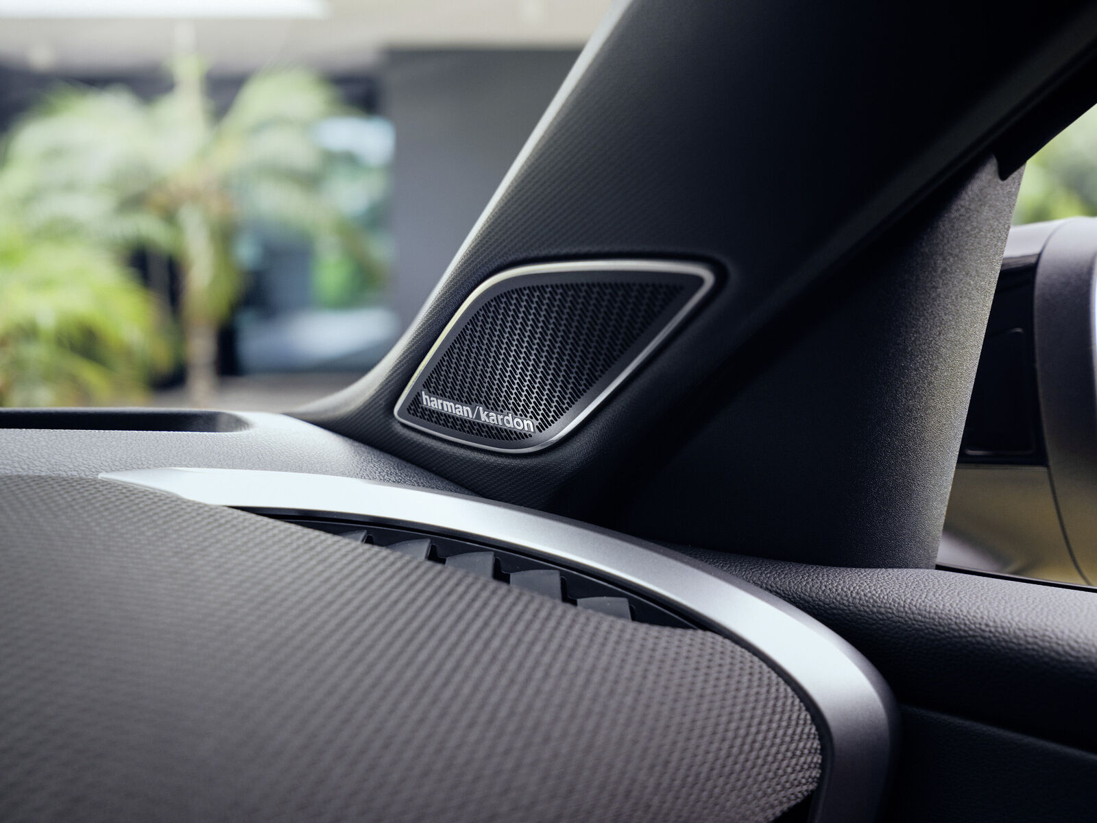 The new Volkswagen T-Roc