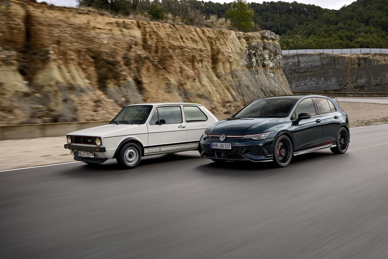 Volkswagen Golf GTI EDITION 50 und Golf I GTI