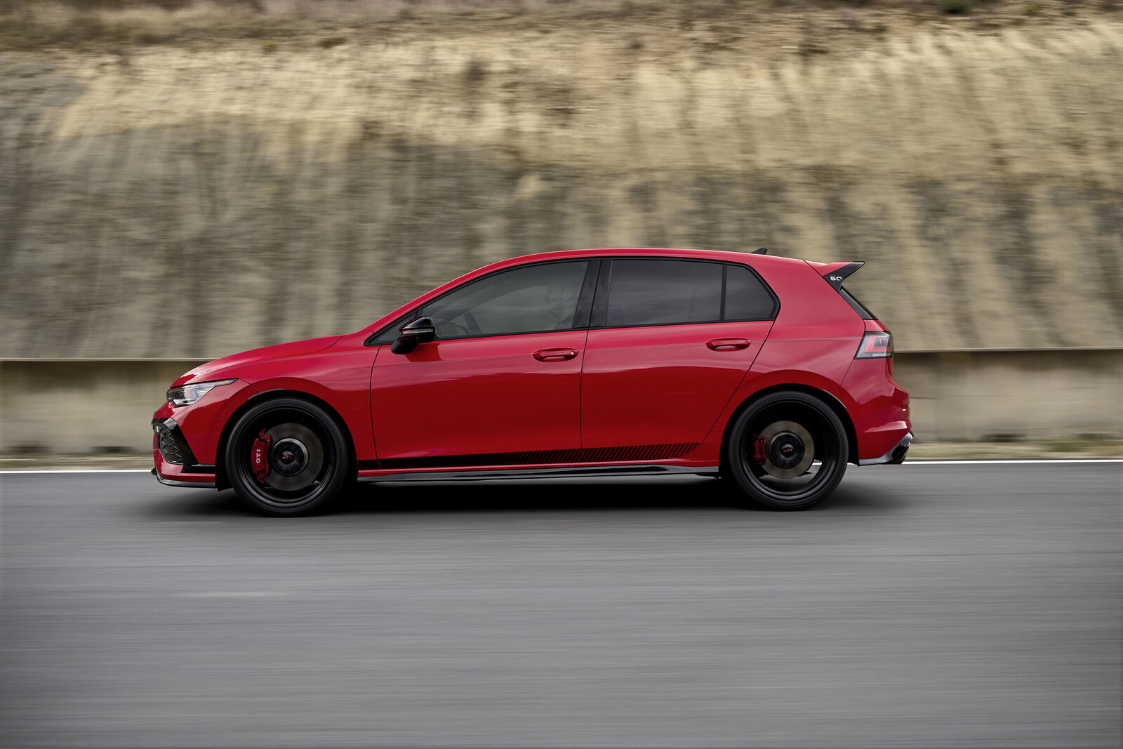 Volkswagen Golf GTI EDITION 50