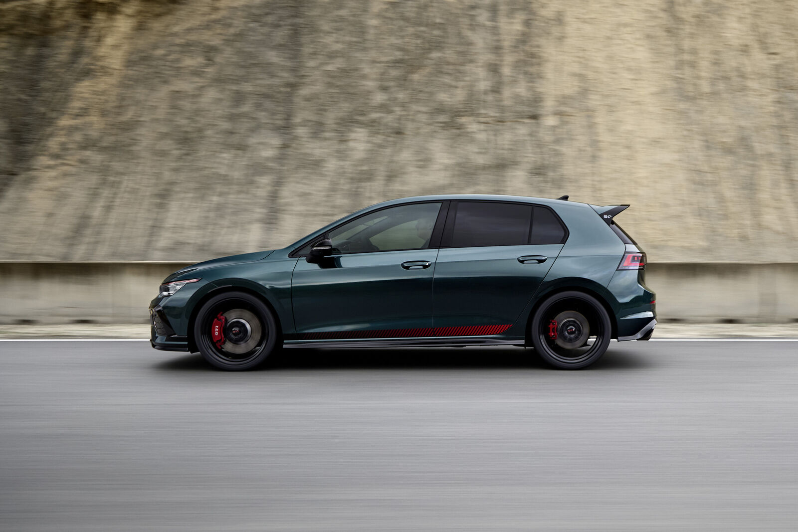 Volkswagen Golf GTI EDITION 50