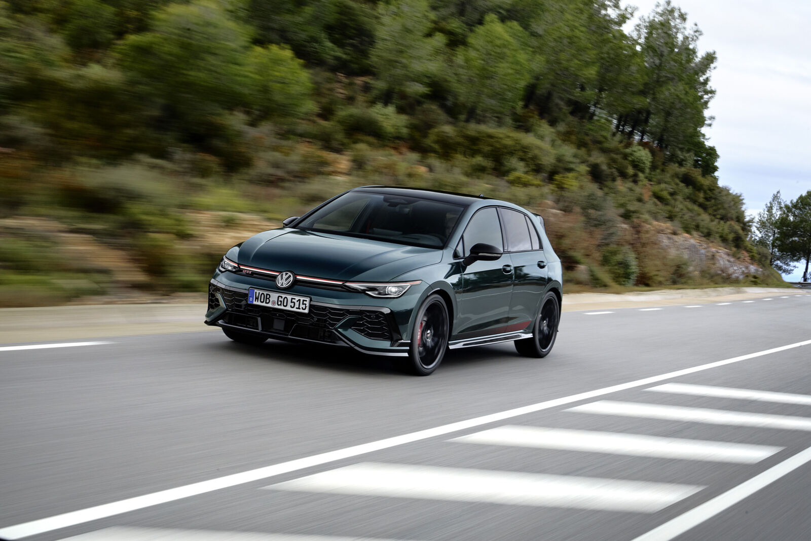 Volkswagen Golf GTI EDITION 50