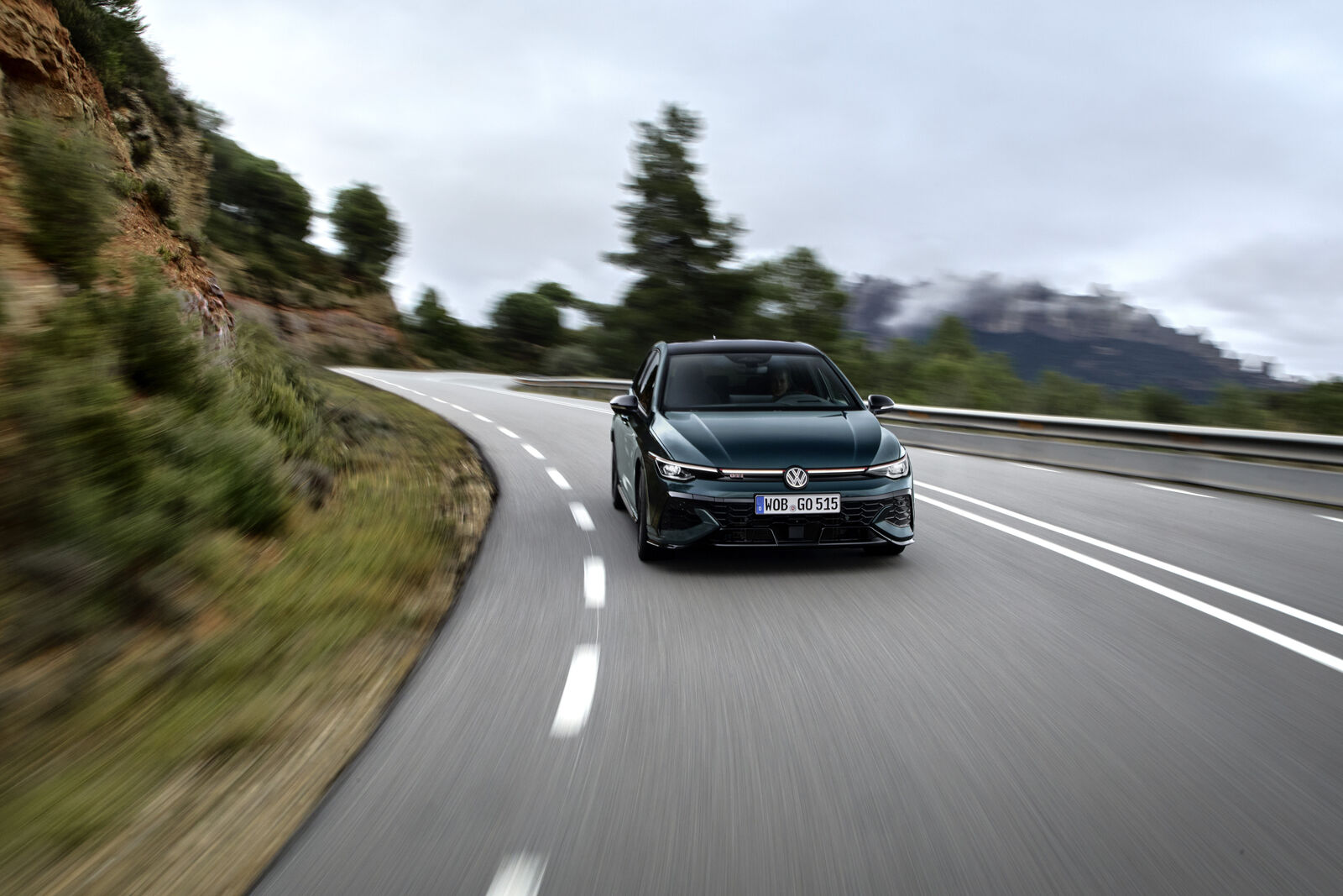 Volkswagen Golf GTI EDITION 50