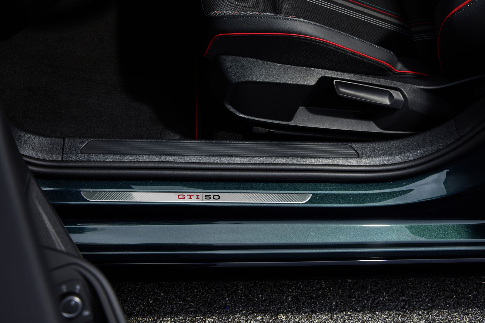 Volkswagen Golf GTI EDITION 50