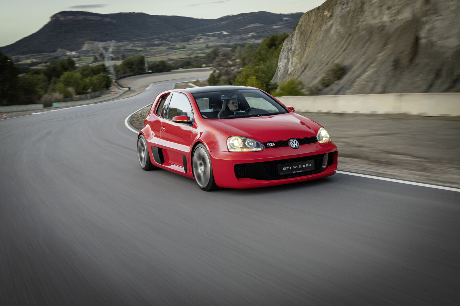 Golf GTI W12-650