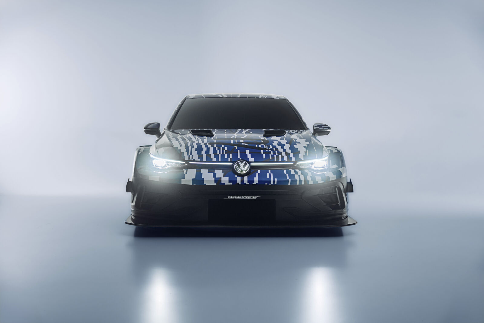 Volkswagen Golf R 24H show car