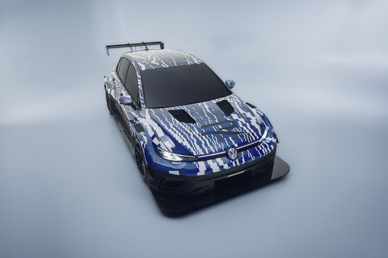 Volkswagen Golf R 24H show car