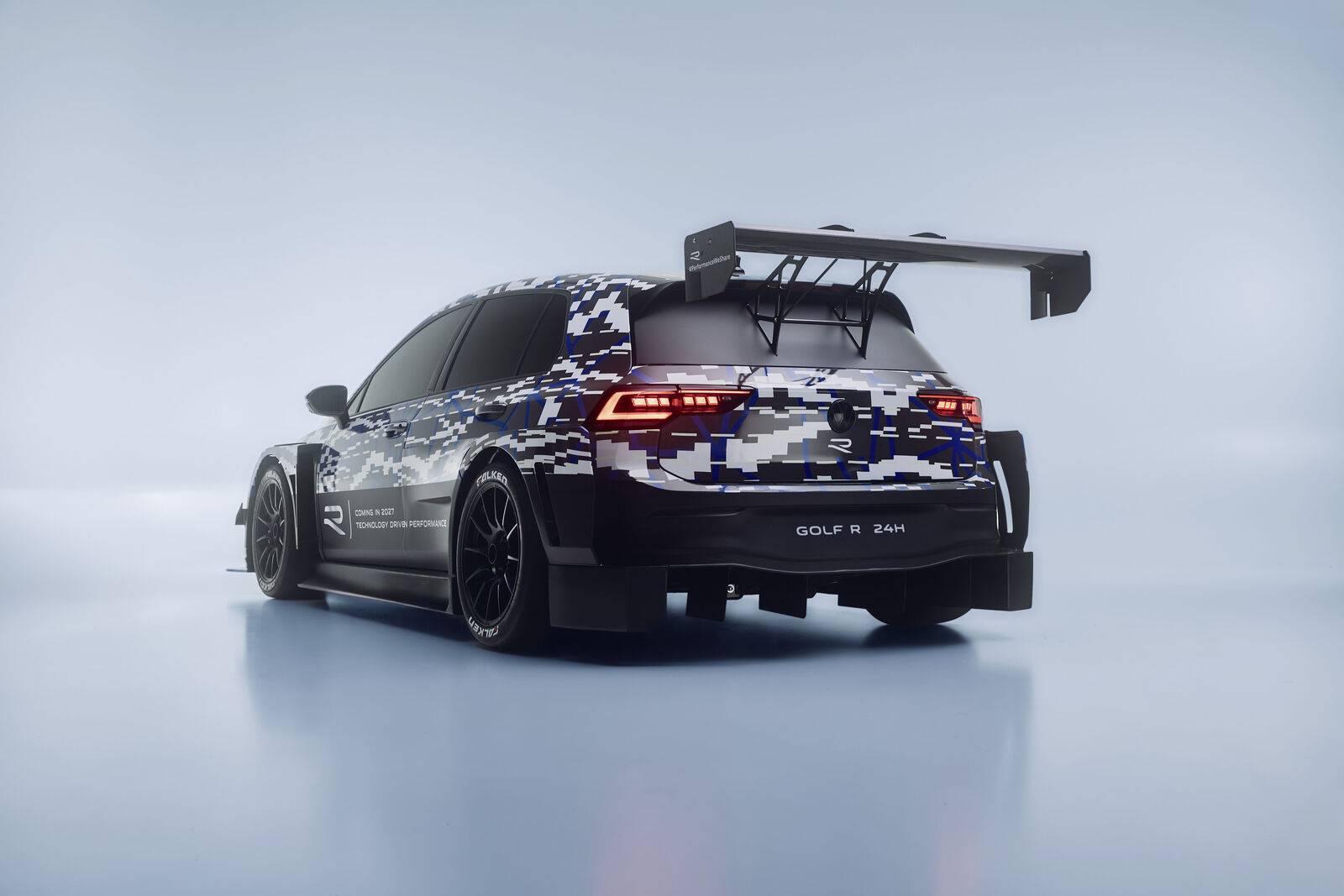 Volkswagen Golf R 24H show car