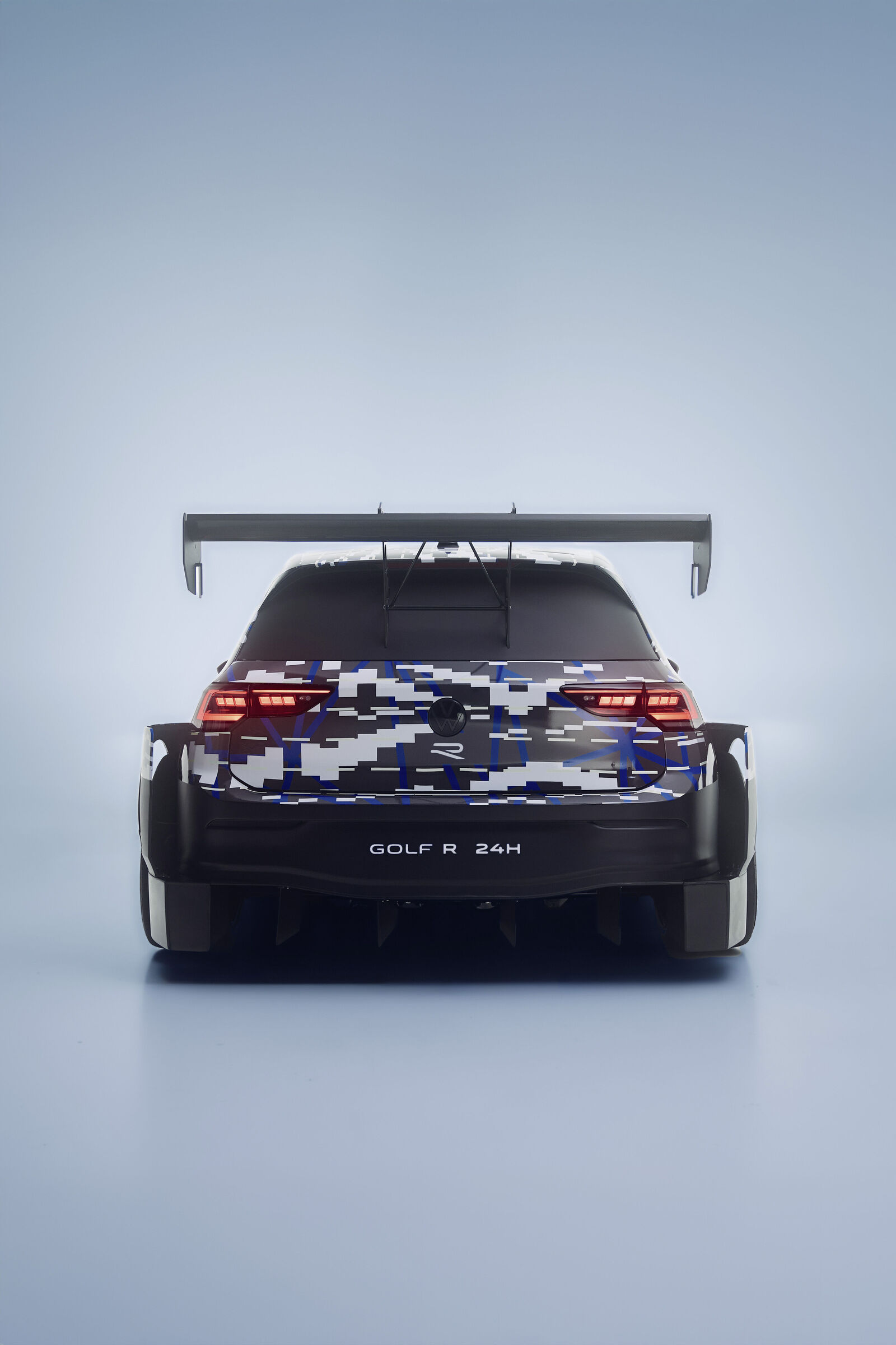 Volkswagen Golf R 24H Showcar