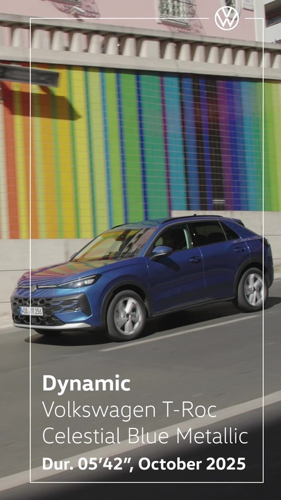 The new T-Roc - Celestial Blue Metallic - 9x16 - Driving scenes